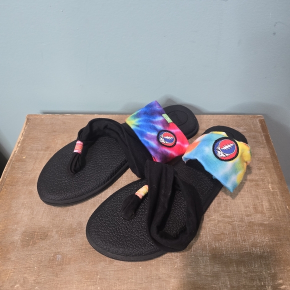 Grateful Dead X Sanuk Yoga Sling Hiking Festival Dead Head Tie Dye Sandals 8 - Picture 1 of 4